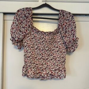 Super cute and comfy shirt